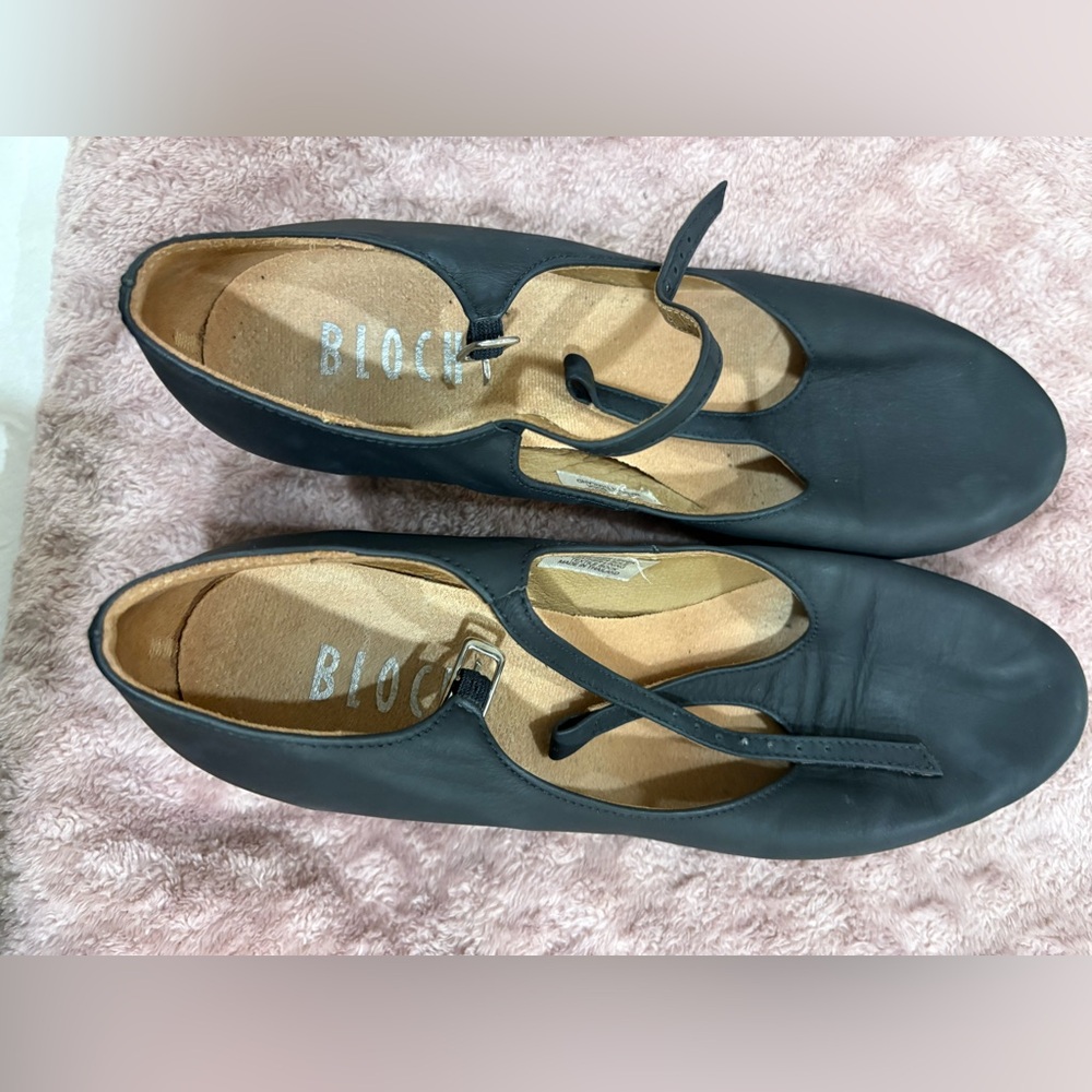 Bloch Women's Black Leather Dance Character Shoes Size 7.5